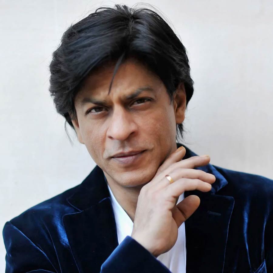 Shah Rukh Khans biggest flop film earned only 57 lakh rupees released incomplete actor disowned film refused to promote it dgtl