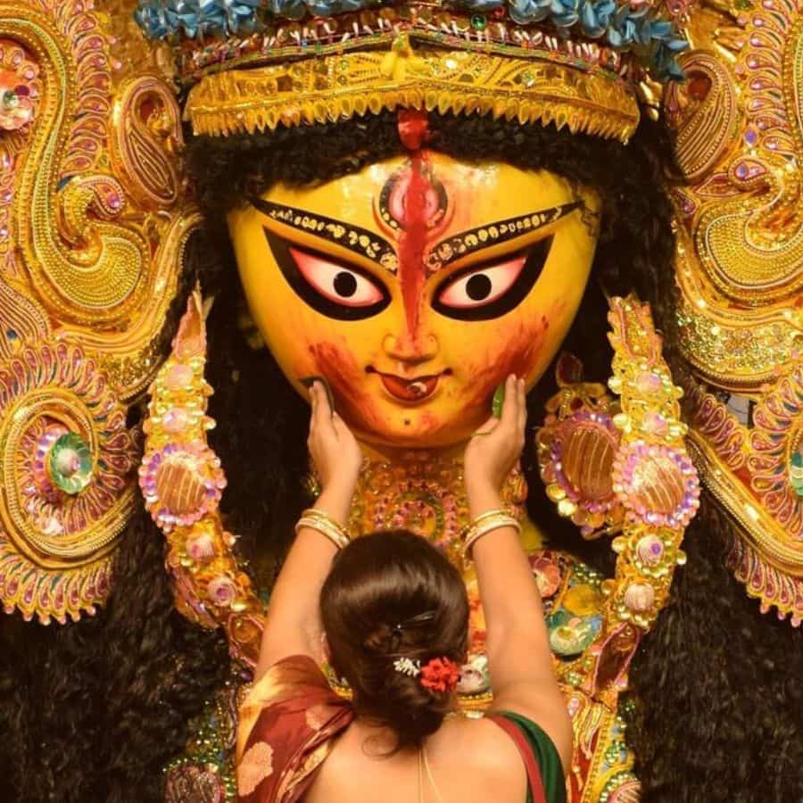 Essential Rituals to Follow on Vijaya Dashami While Bidding Farewell to Maa Durga dgtl
