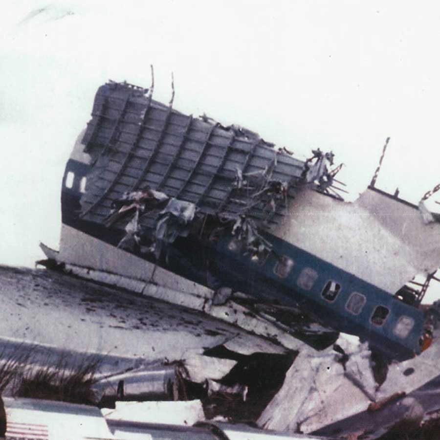 All need to know about Flight 401 accident and ghost stories related to it 