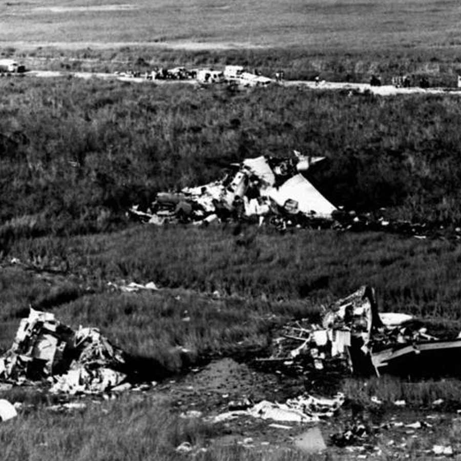 All need to know about Flight 401 accident and ghost stories related to it 