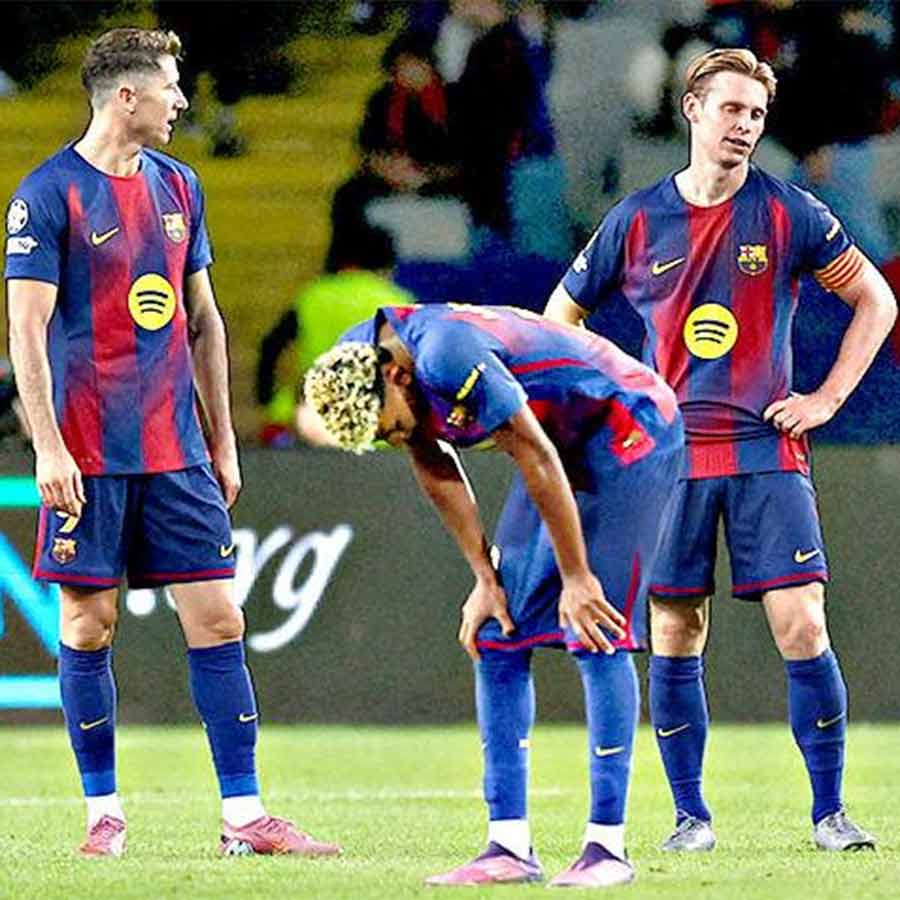 Paris Saint-Germain won 2-1 at Barcelona's home ground in the UEFA Champions League