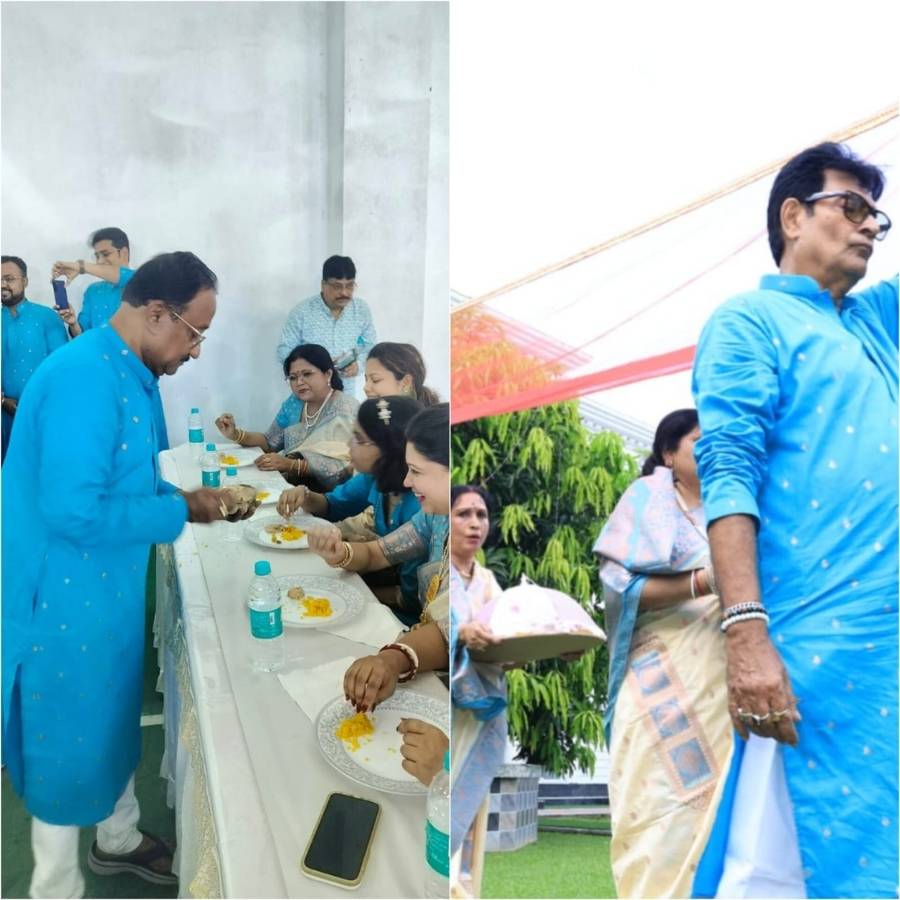 পুজোর সঙ্গে পেটপুজো না হলে চলে! সপ্তমীতে চলল জমিয়ে খাওয়াদাওয়া! সঙ্গে হোম, অন্ন ভোগের শোভাযাত্রা ও অতিথিদের আপ্যায়ন।