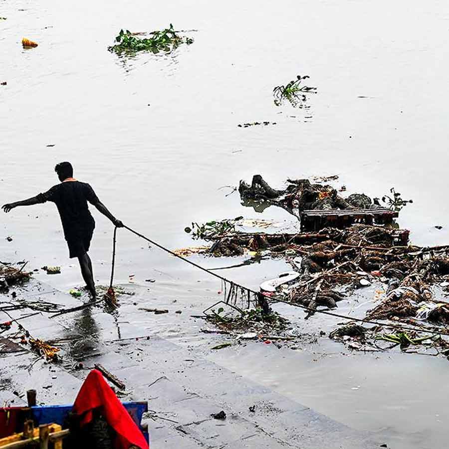 KMC is monitoring various ghats of the river during the immersion