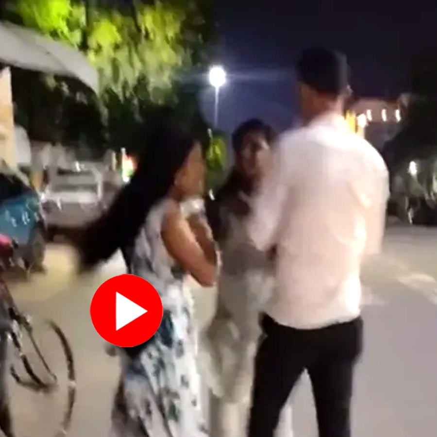 married man was confronted in public by his wife