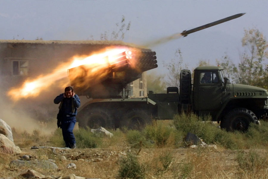 Pakistan is warned by Indian Army Chief of being wiped off map, is New Delhi planning something bigger