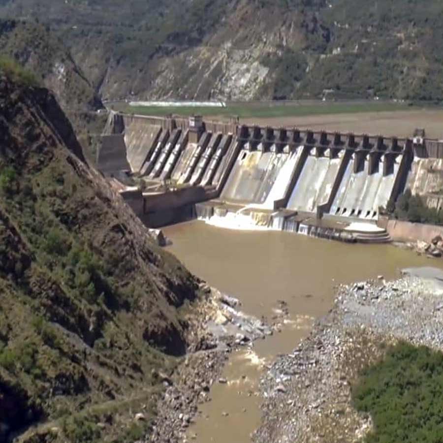 Pakistan is warned by Indian Army Chief of being wiped off map, is New Delhi planning something bigger