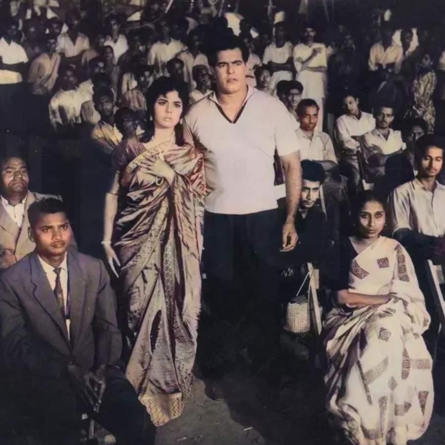 Bollywood actor wrestler Dara Singh got married at 14 and fell in love with Mumtaz, blamed industry for break up