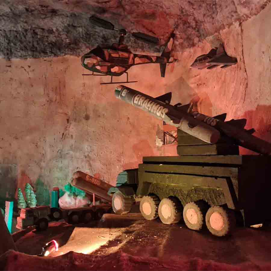 Themed Laxmi Puja at Khalna