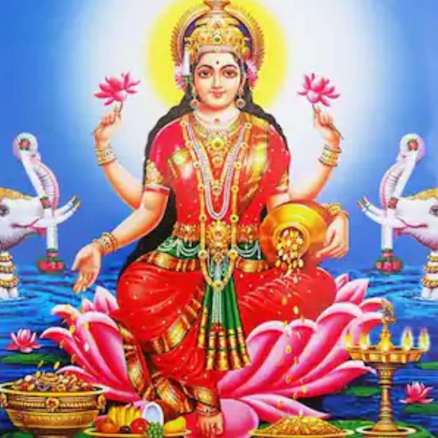 "Different looks and bahanas of goddess laxmi dgtl "