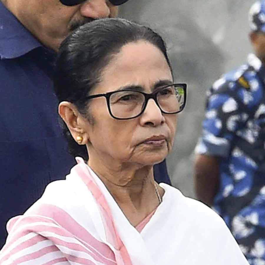 Mamata Banerjee to visit flood hit Darjeeling again next week