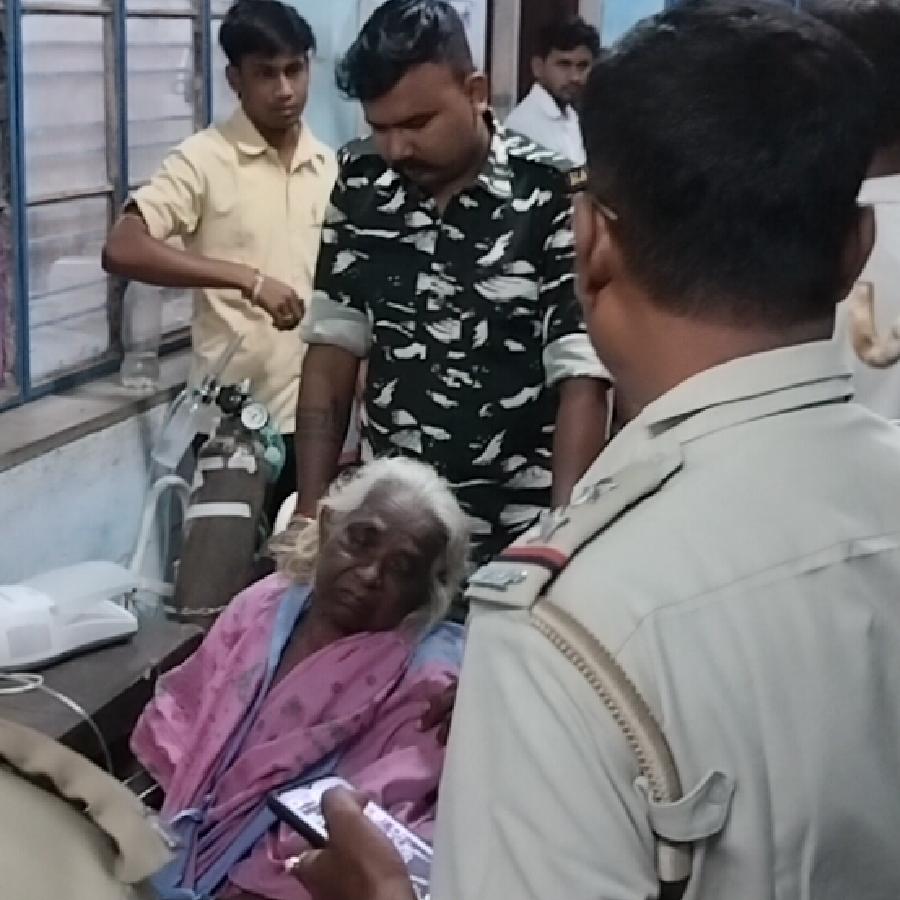 65 Years old woman was rescued alive 45 km away after being swept away in the Damodar dgtld