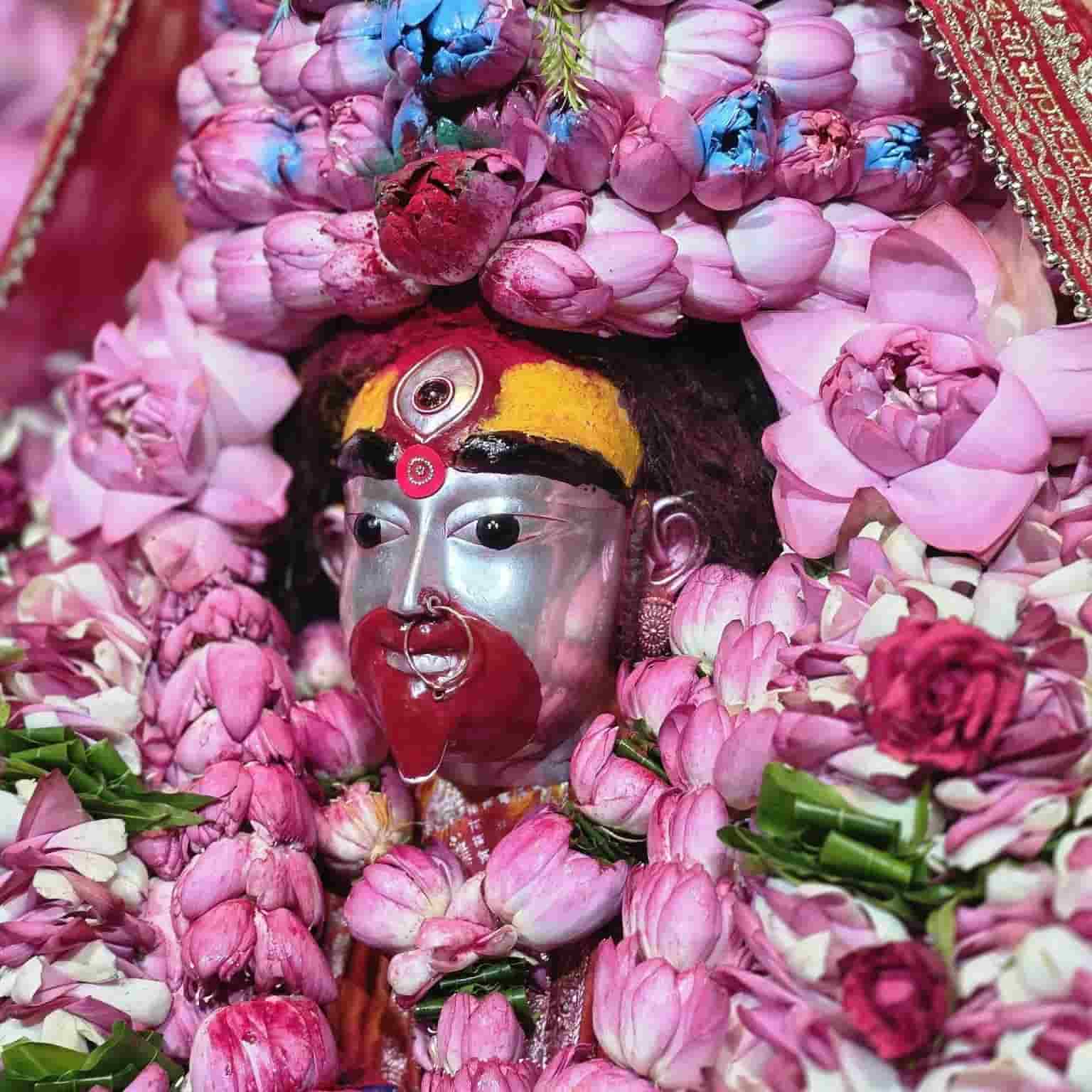 ঢুকলেই গা ছমছম! কালীপুজোর সঙ্গে এই শ্মশানের আখ্যান কখনওই পুরনো হয় না।  