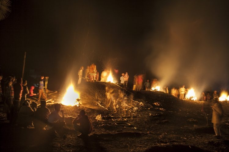  তবে আজও সেখানে ঢুকলে গা ছমছম করে ওঠে। 