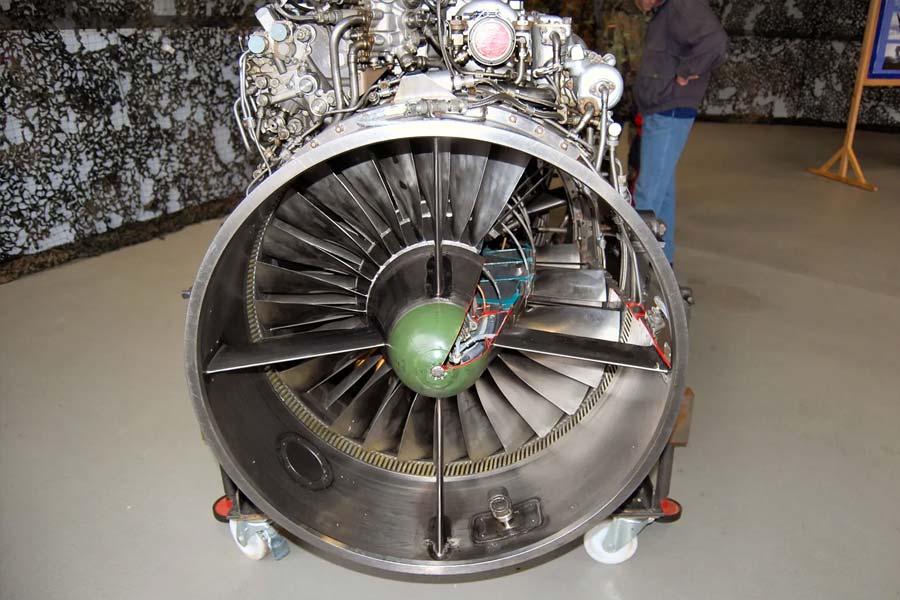 Russia Supplies RD-93 Jet Engines to Power Pakistan’s JF-17, Straining Ties with India
