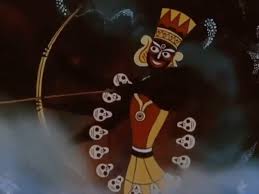 কালী সম্পর্কিত দৃশ্যে দেবী তাঁর অগ্নিময় চক্ষু, ক্ষুরধার গতিবিধি এবং প্রভাবশালী উপস্থিতি দিয়ে পর্দা জুড়ে অবস্থান করেন!