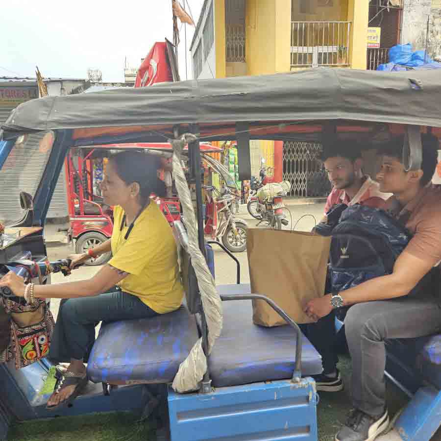 Majority of people can not accept that women can do the same job a man can do without any hesitation