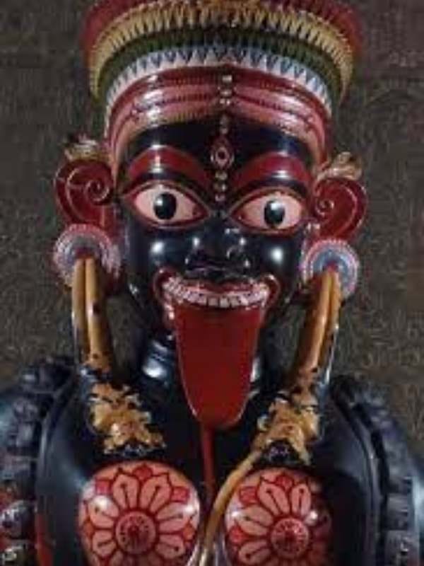 মহাকাল সংহিতার অনুস্মৃতি প্রকরণেও নয় প্রকার কালীর উল্লেখ মেলে। সেখানেও গুহ্য কালী বা আকালীর স্বরূপ ব্যাখ্যা করা হয়েছে। 