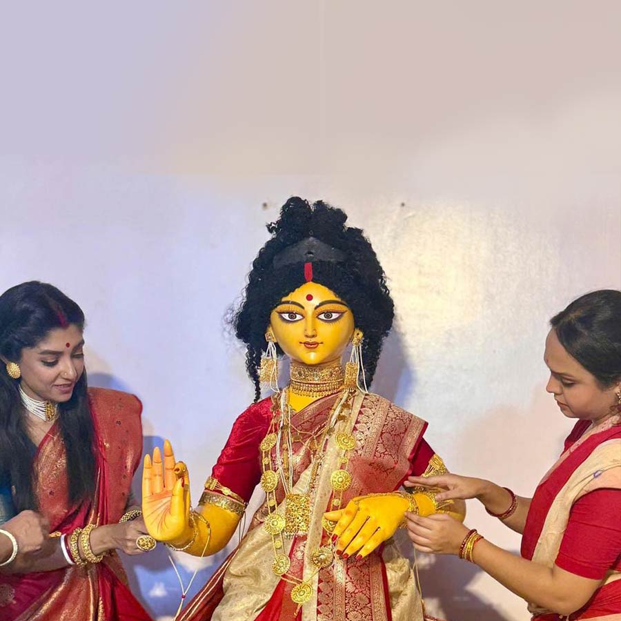 Bengali Actress Devlina Kumar Shares Her Laxmi Puja 2025 Plan dgtl