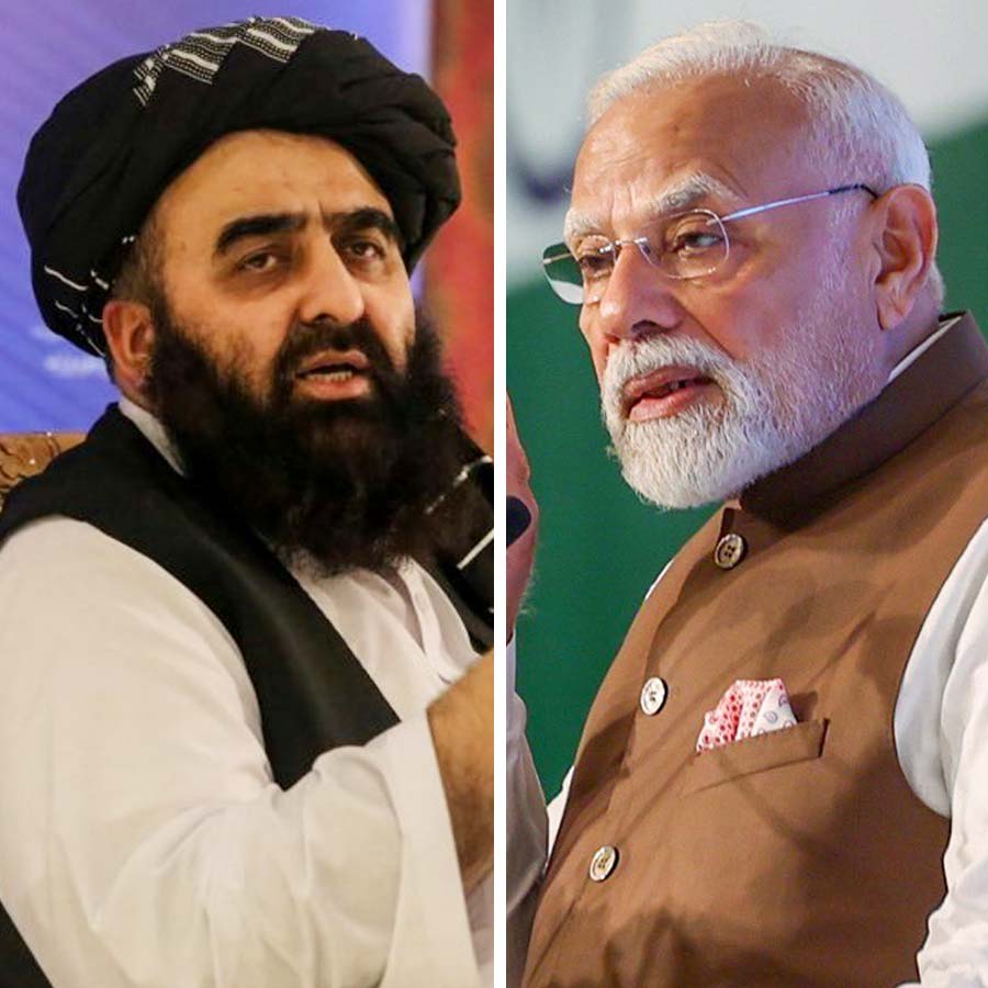 Delhi faces dilemma over Afghanistan flag as their foreign minister visits India dgtl