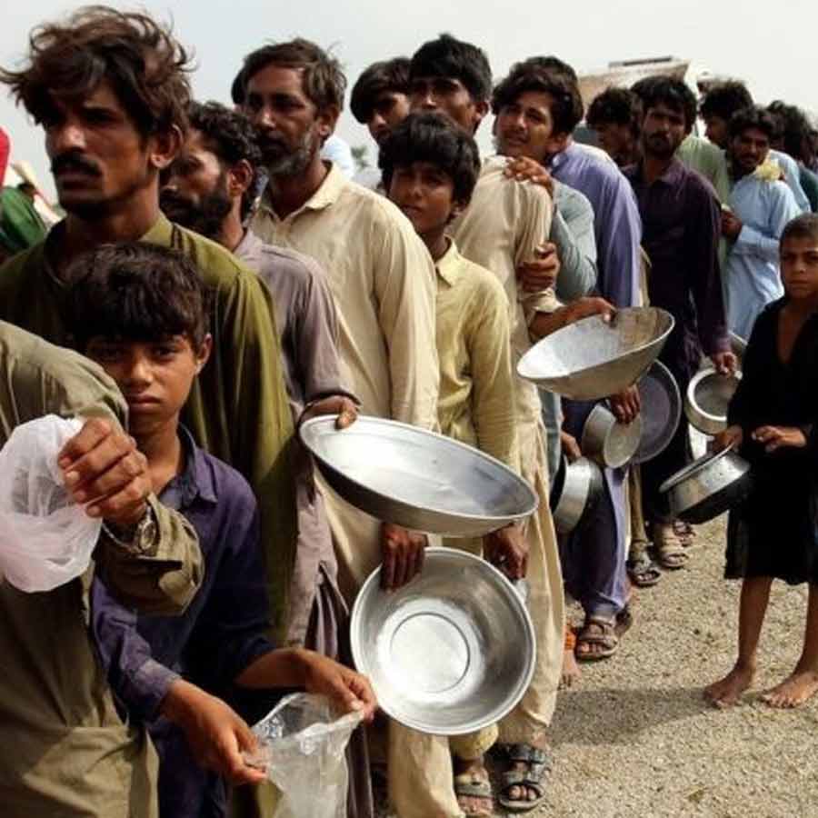 Pakistan trying to create Islamic NATO, while 34 Muslim countries facing famine 