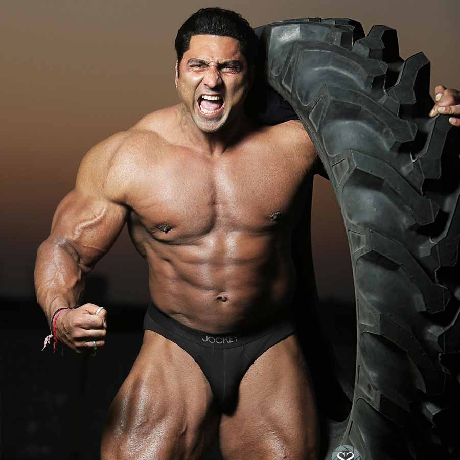 All need to know about bodybuilder and actor Varinder Singh Ghuman who passed away at 42 due to heart attack