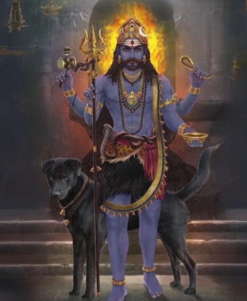  দেবীর দর্শন করে খানিক দূর এগোলেই দেখা পাওয়া যায় ভৈরব বাবার মন্দির। 