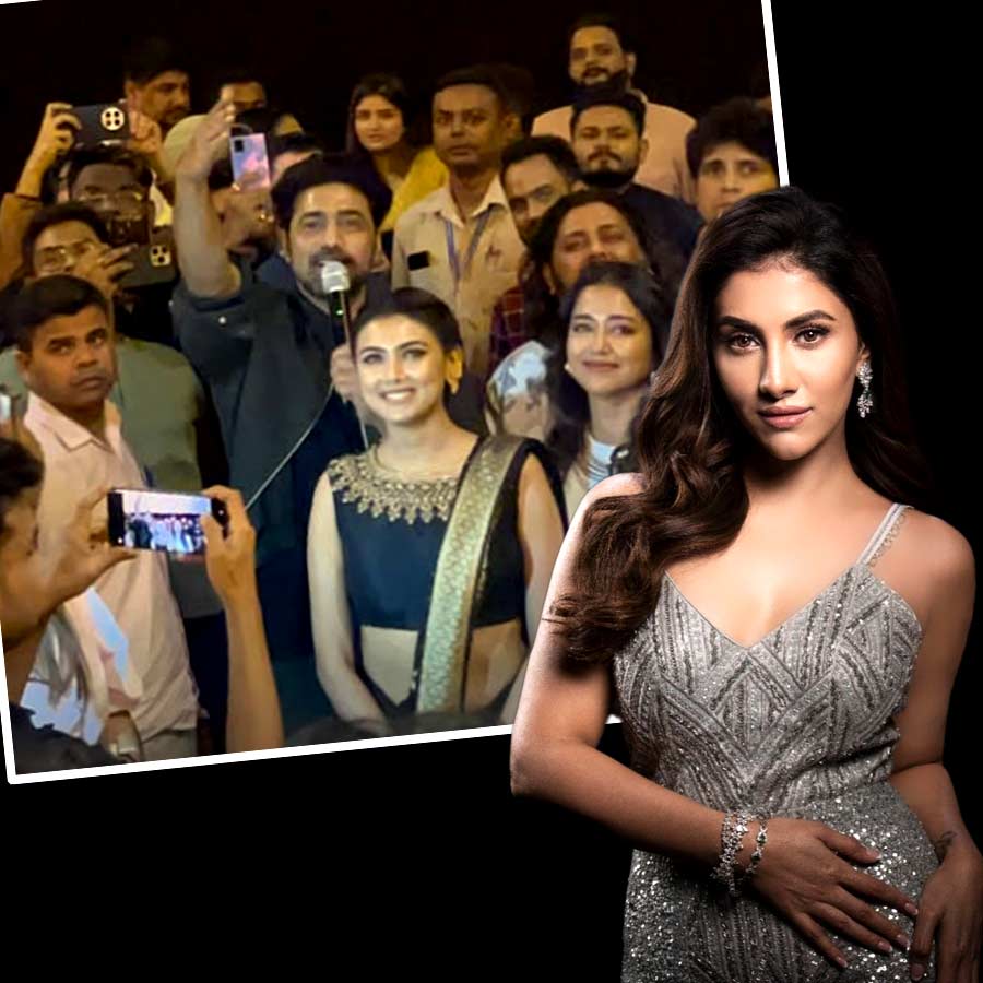 People talking why Rukmini Maitra was not present in Raghu Dakat Special screening dgtl