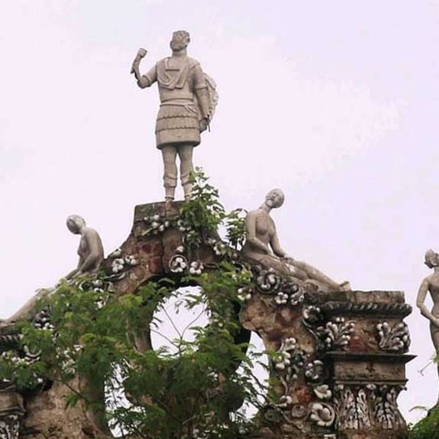 Myth and History of Putul Bari Situated in North Kolkata dgtl