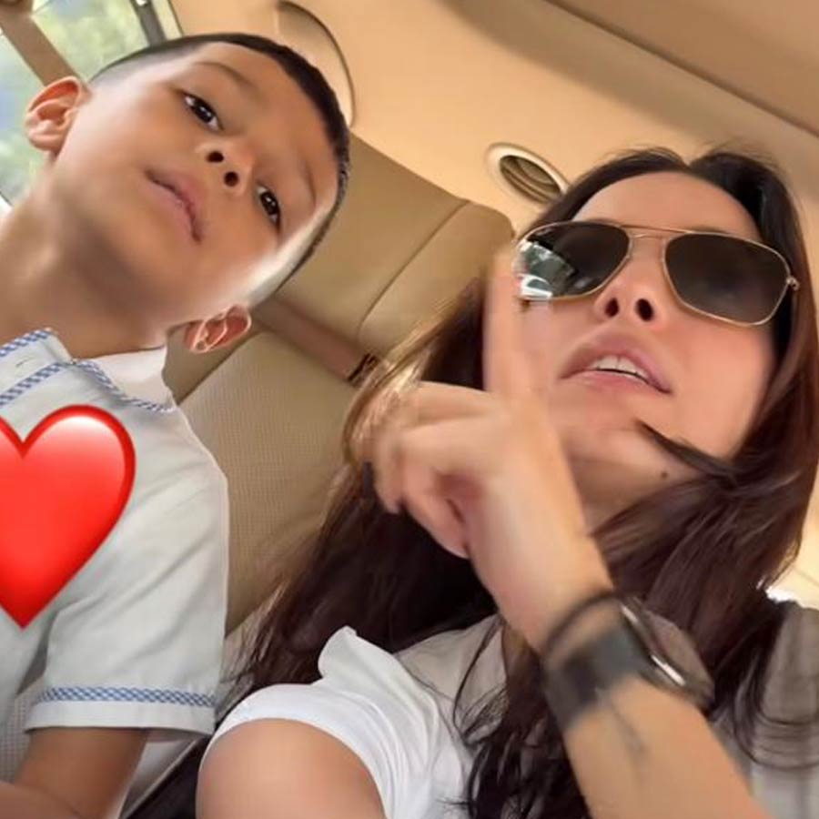 পুত্র অগস্ত্যের সঙ্গে নাতাশা!