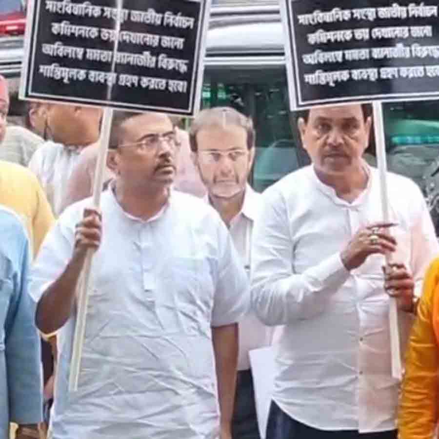 BJP MLAs march to EC office demanding action against CM, TMC hits back