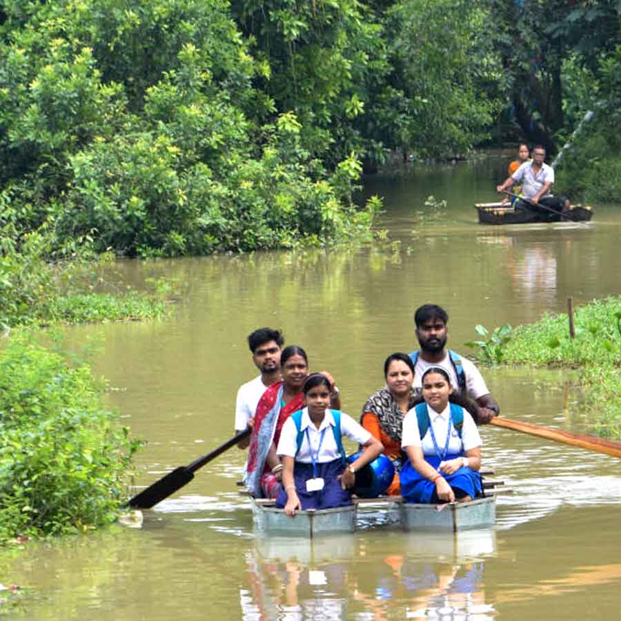 Higher Secondary Education Council stands by students, documents and books damaged in flood dgtl