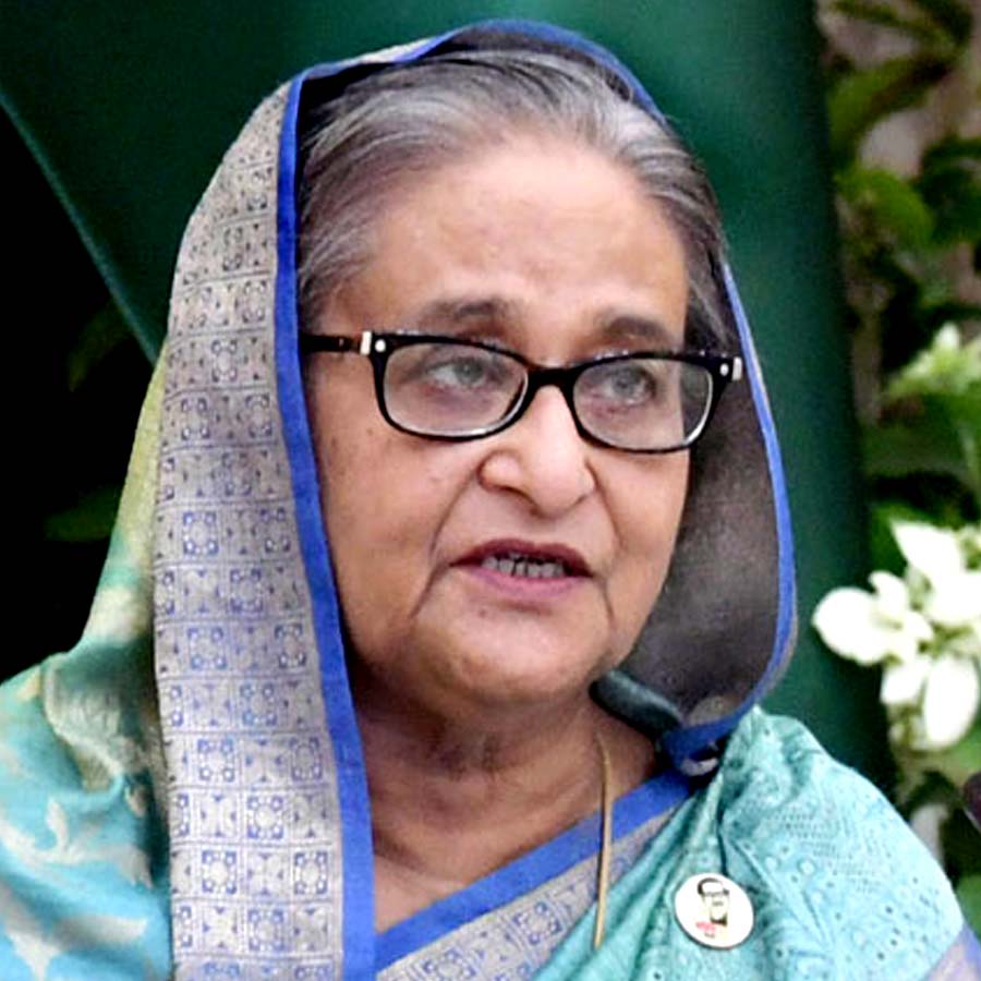 Bangladesh Police reportedly stages drill ahead of Verdict against Sheikh Hasina dgtl