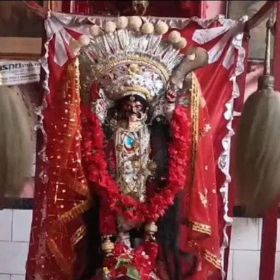 Maldas Five Sisters Kali Puja was Started by Dacoits dgtl