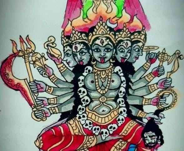 চেতলা প্রদীপ সংঘে পঞ্চমুখী কালীর পুজো হয়। এই পাঁচ মুখে রয়েছেন শ্যামা, বগলা, চামুণ্ডা, ধুমাবতী এবং রক্ষাকালী। দেবীর পায়ের নিচে আছেন পঞ্চানন। শিব নয়। 