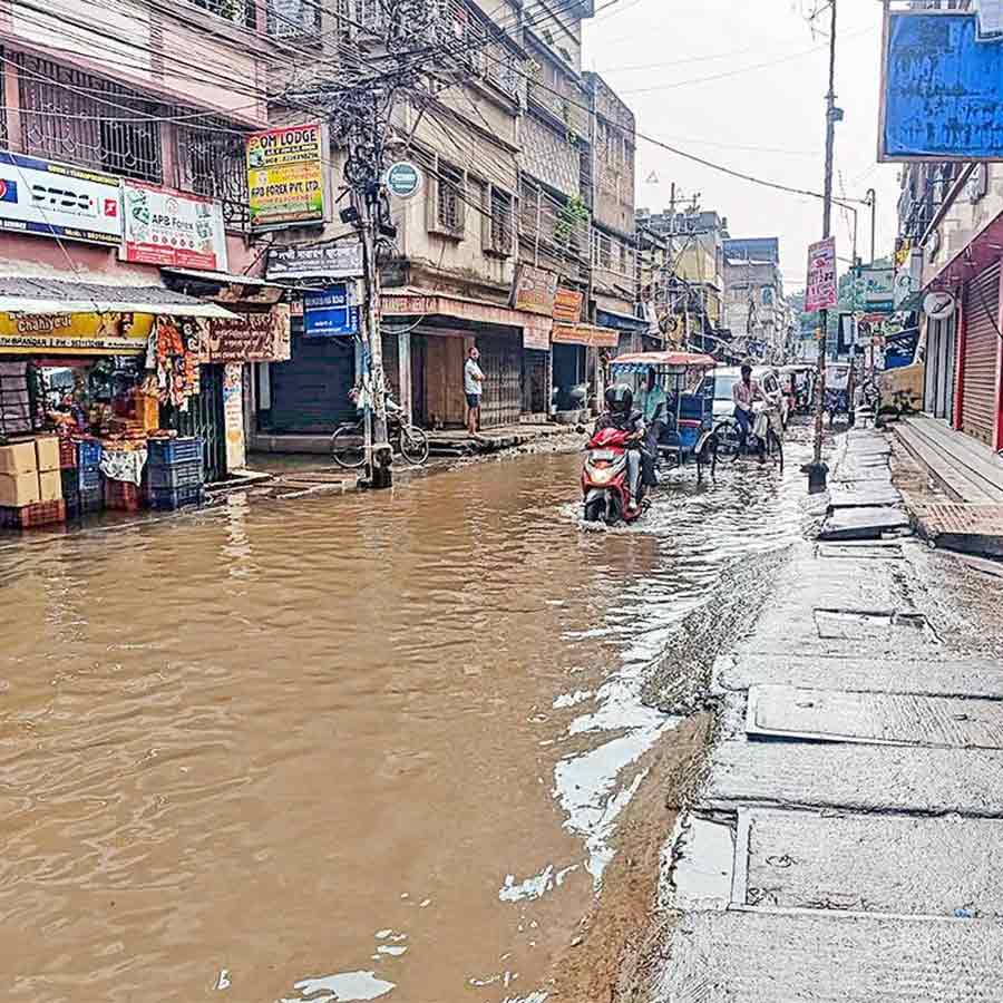 The condition of Dumdum's roads is still poor