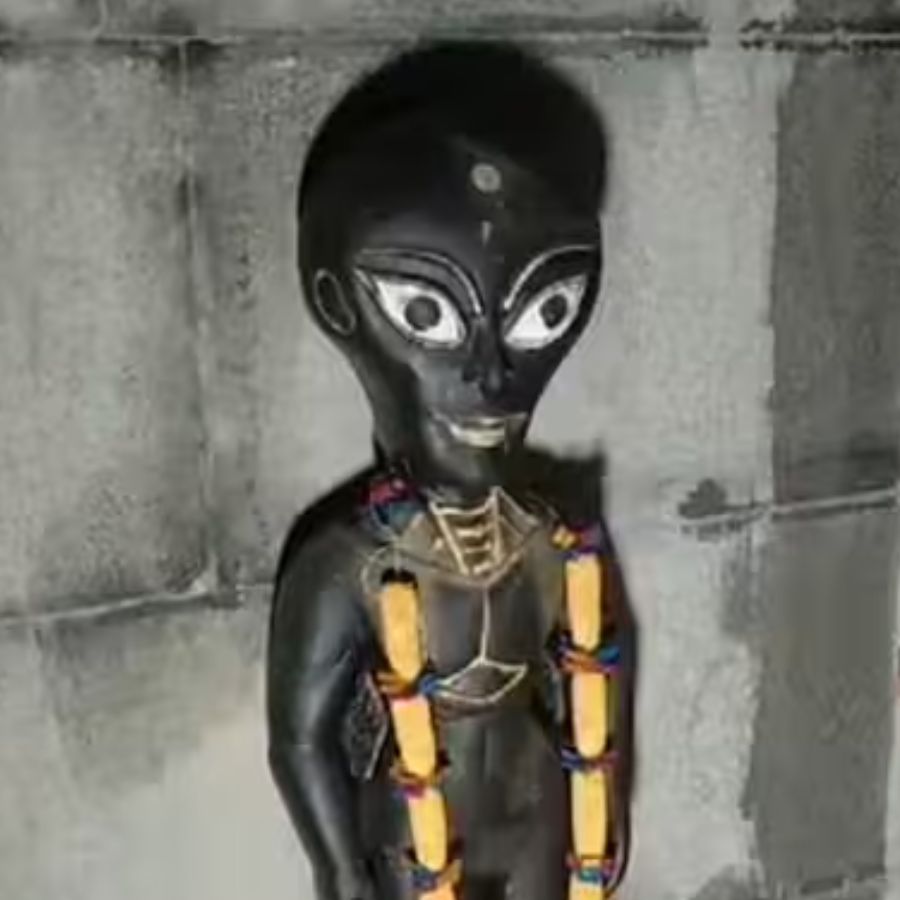 Alien Temple Built in Tamilnadu Salem by Priest Loganathan dgtl