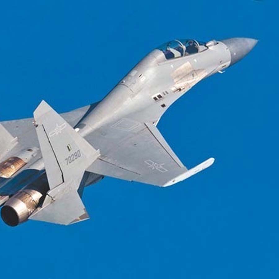 China claims their J-16 war planes defeated F-22 and F-35 stealth US fighters in Indo Pacific Reasons 