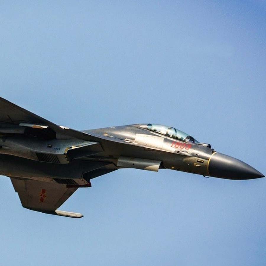 China claims their J-16 war planes defeated F-22 and F-35 stealth US fighters in Indo Pacific Reasons 