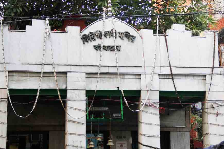 বউবাজারের ফিরিঙ্গি কালীবাড়ির প্রতিষ্ঠা ফলক অনুযায়ী, ৯০৫ বঙ্গাব্দে মন্দিরটি প্রতিষ্ঠিত হয়েছিল। অঙ্কের হিসাবে ইংরেজি ১৪৯৮-১৪৯৯ সালে মন্দিরটি প্রতিষ্ঠিত হয়। এ তথ্য যদি সত্যি হয় তবে ফিরিঙ্গি কালীবাড়ি প্রতিষ্ঠার সঙ্গে অ্যান্টনি কবিয়াল অর্থাৎ হ্যান্সম্যান অ্যান্টনির কোনও সম্পর্ক নেই। অ্যান্টনি কবিয়াল আঠারো শতকের মানুষ। 