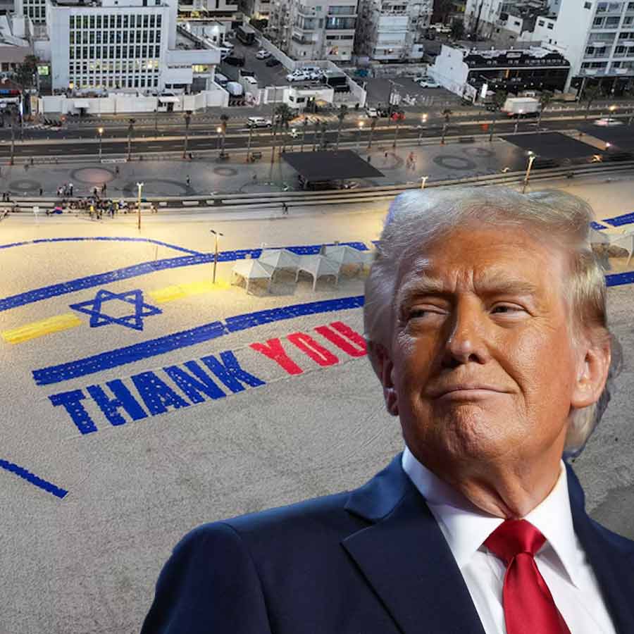 Donald Trump flies over Thank You banner in Israel as hostages come home from Gaza dgtl