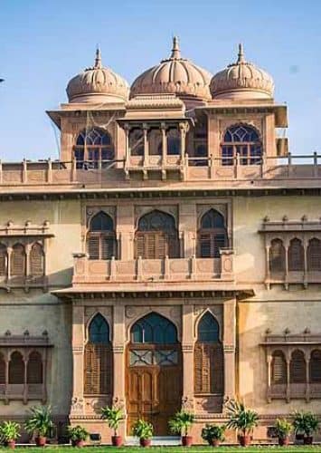  শোনা যায়, শিবরতনের স্ত্রী গুরুতর অসুস্থতায় ভুগছিলেন। চিকিৎসকের পরামর্শ ছিল এমন একটি জায়গায় তাঁকে নিয়ে যাওয়া যেখানে সমুদ্রের খোলা হাওয়া পাওয়া যাবে। যাতে দ্রুত স্বাস্থ্যের উন্নতি হয়। 