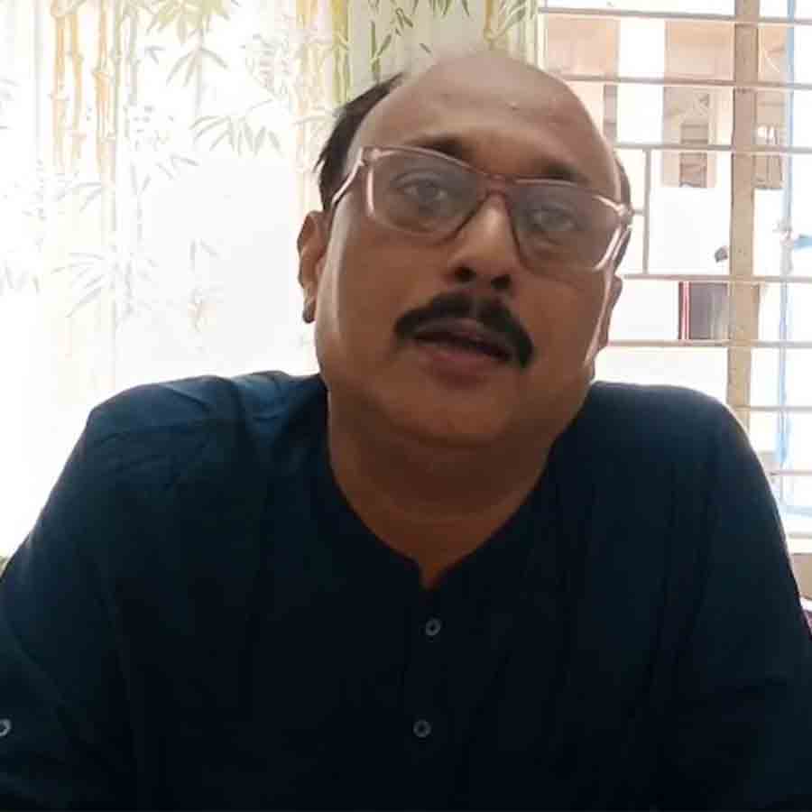 Akhtar Ali, who raised corruption allegations against former RG Kar principal Sandeep Ghosh, has resigns