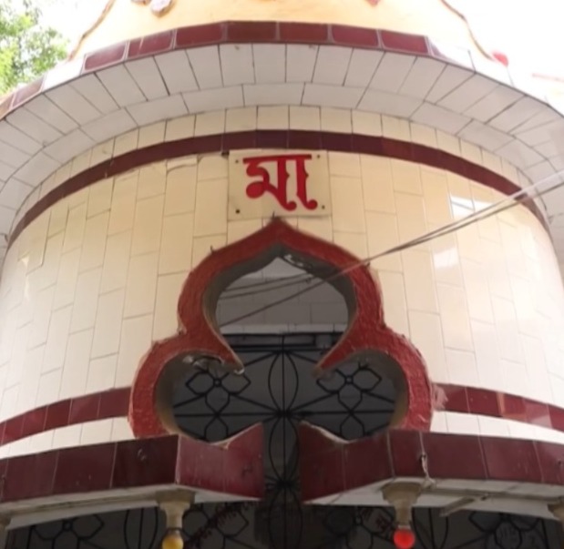 কিন্তু কী ভাবে শুরু হল এই পুজো? 