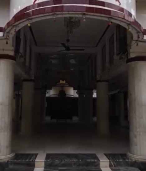 এলাকাতেই সেই ব্রাহ্মণদের থাকা-খাওয়ার ব্যবস্থা করে দেন রমেন্দ্র। সেই থেকেই ওই অঞ্চলের একটি পাড়ার নাম হয় ‘ভট্টাচার্য পাড়া’। 