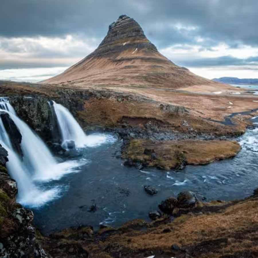 Five countries without military forces