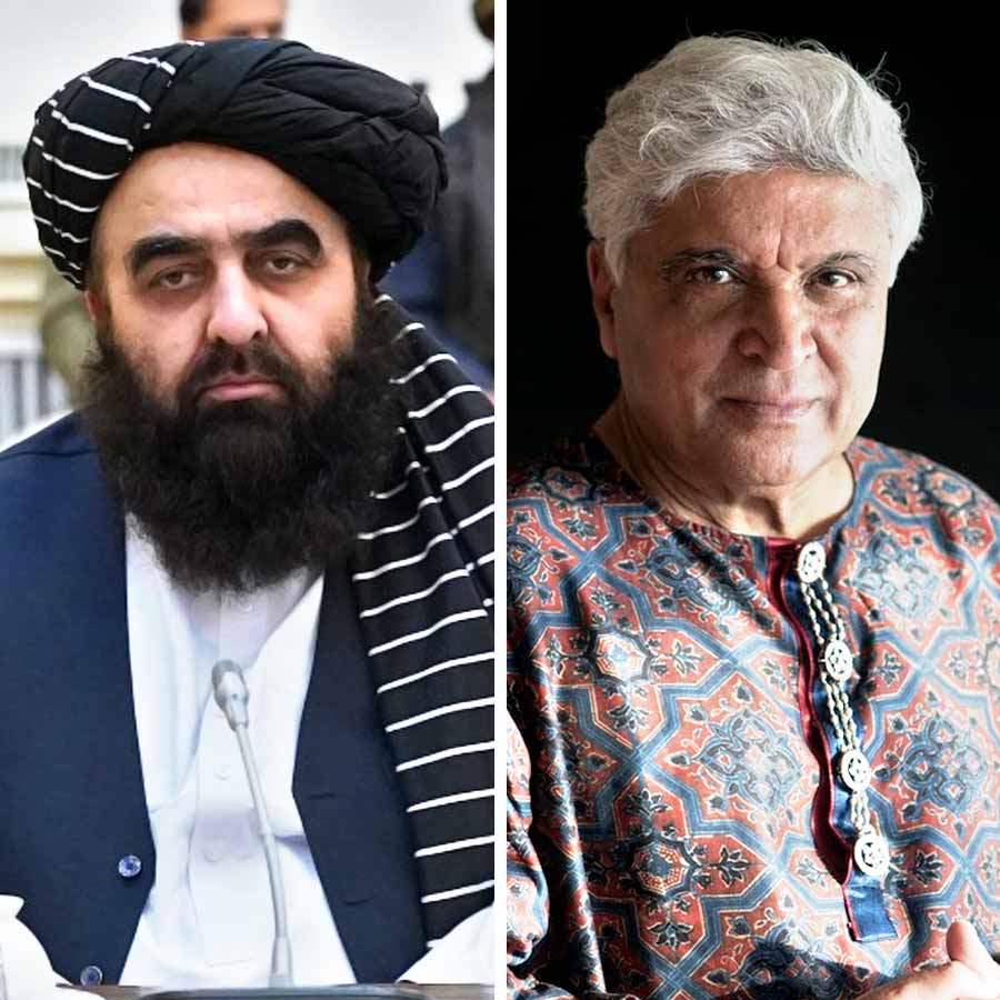 Lyricist Javed Akhtar criticized the reception of Afghan Foreign Minister Amir Khan Muttaqi by India dgtl