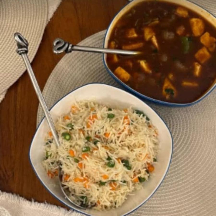 পরিণীতি চোপড়ার ঘরোয়া ভোজন।