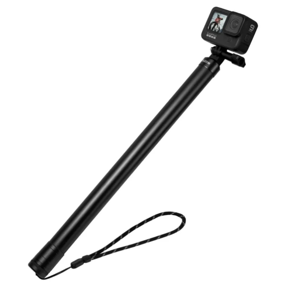 অ্যাডজাস্টেবল সেলফি স্টিক: দলবদ্ধ ছবি তোলা বা ওয়াইড অ্যাঙ্গেল ছবি তোলার জন্য এটি দরকারি। এটি পোর্টেবল এবং পকেটে রাখা যায়। বর্তমানে ব্লুটুথ শাটার-সহ উন্নত সেলফি স্টিক পাওয়া যায়। ভ্রমণ করতে ভালোবাসেন, এমন ভাই বা বোনকে দেওয়া যায়।