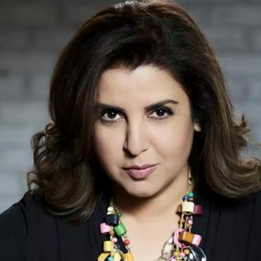 Farah Khan mother-in-law has a complains she that touched her feet twice in her life
