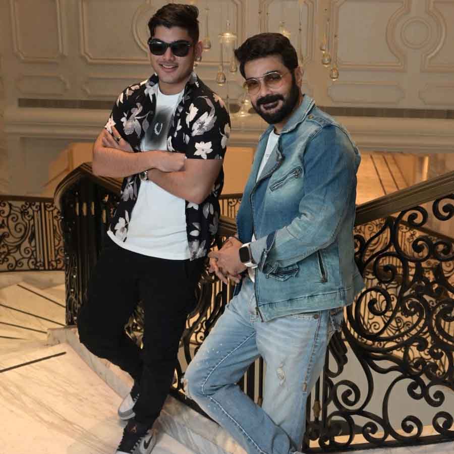 Indian Actor Prosenjit Chatterjee talks about his career and son Trishanjeet while giving home tour dgtl